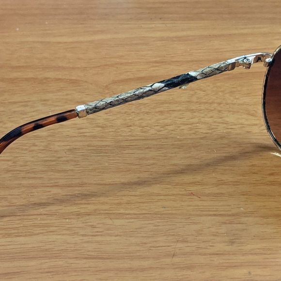 Fashion Sunglasses #4💥PRICE DROP💥 - Picture 6 of 8